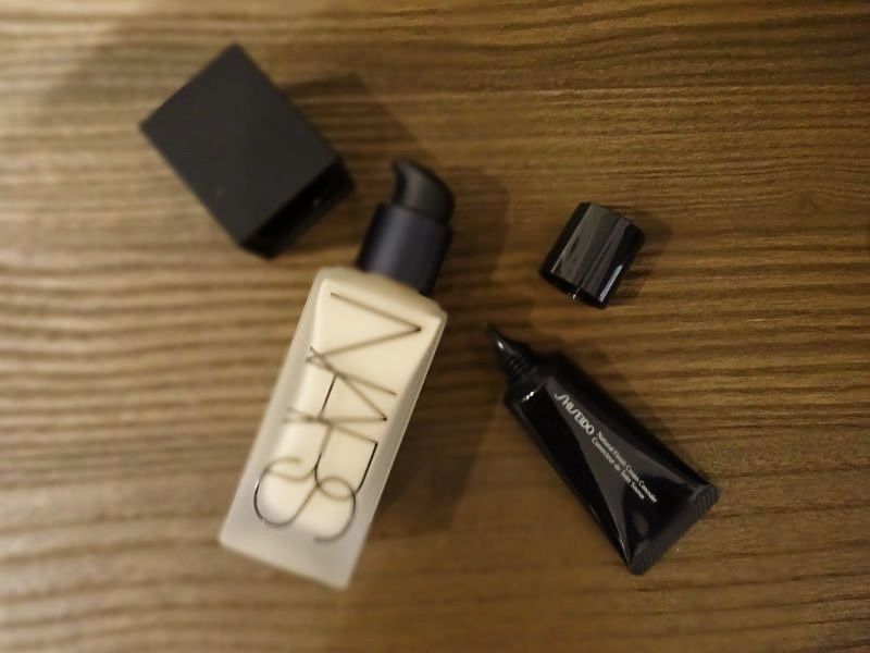 NARS foundation, Shiseido concealer
